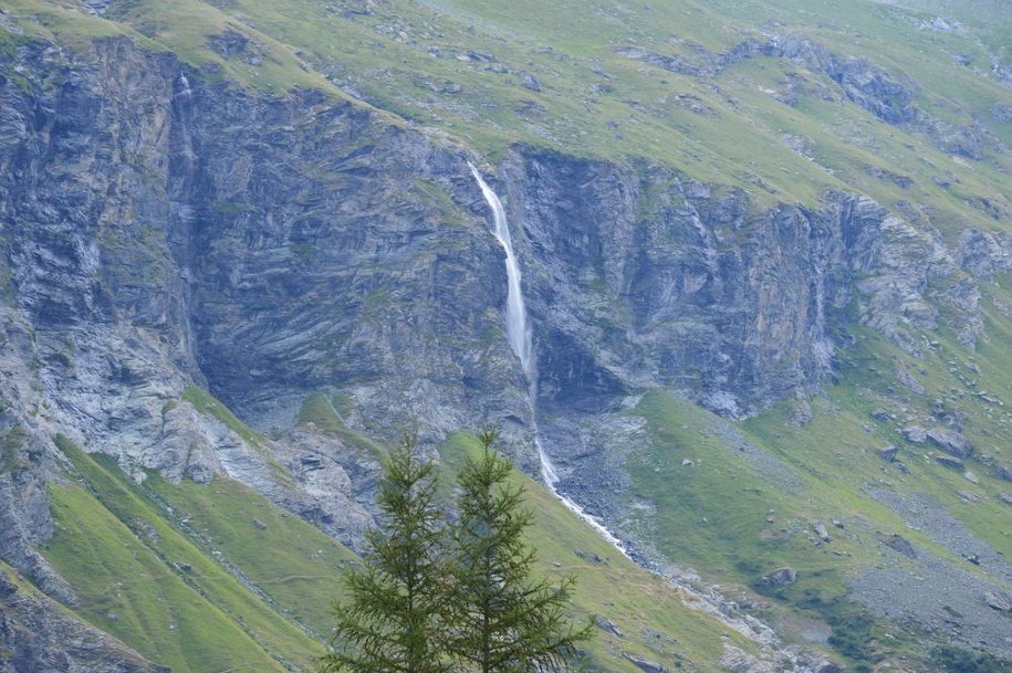 Torrent du Ponturin sentier de Rosuel