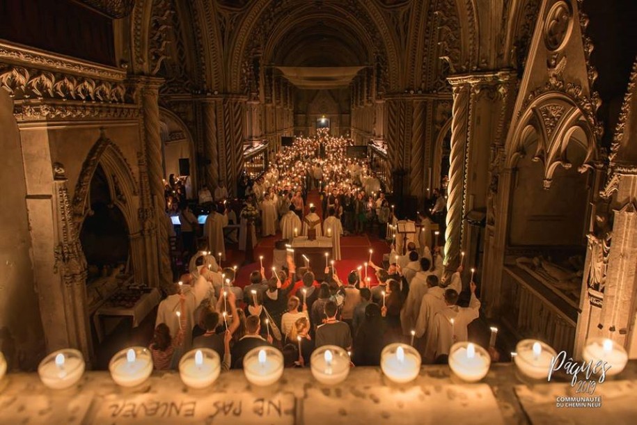 Messe de Pâques célébrée par la Communauté du Chemin-Neuf ©Communauté du Chemin-Neuf