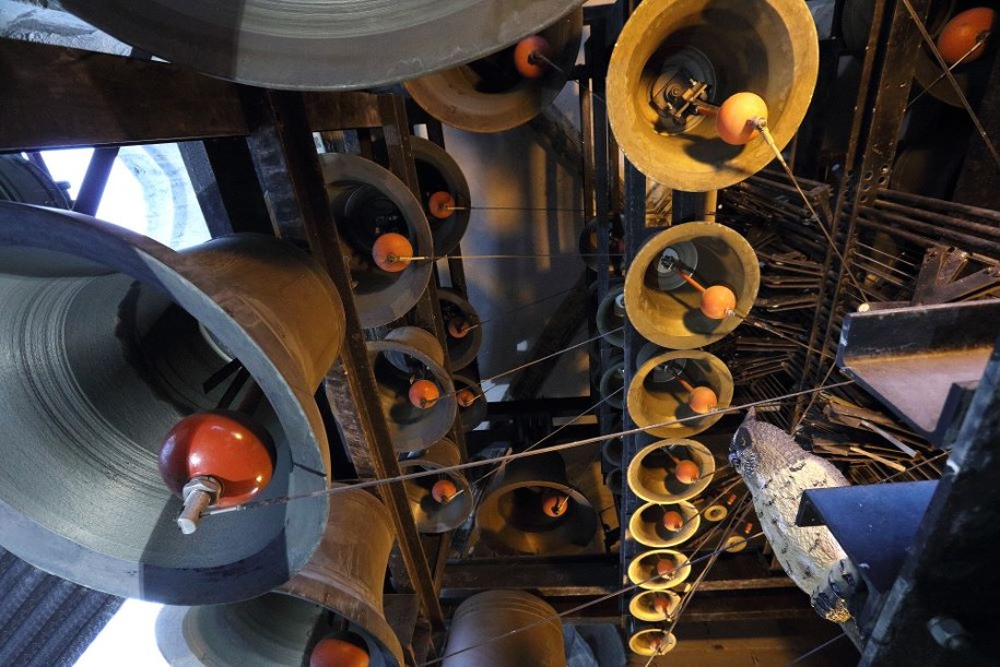 Le grand carillon du château situé dans le clocher de la Sainte-Chapelle.