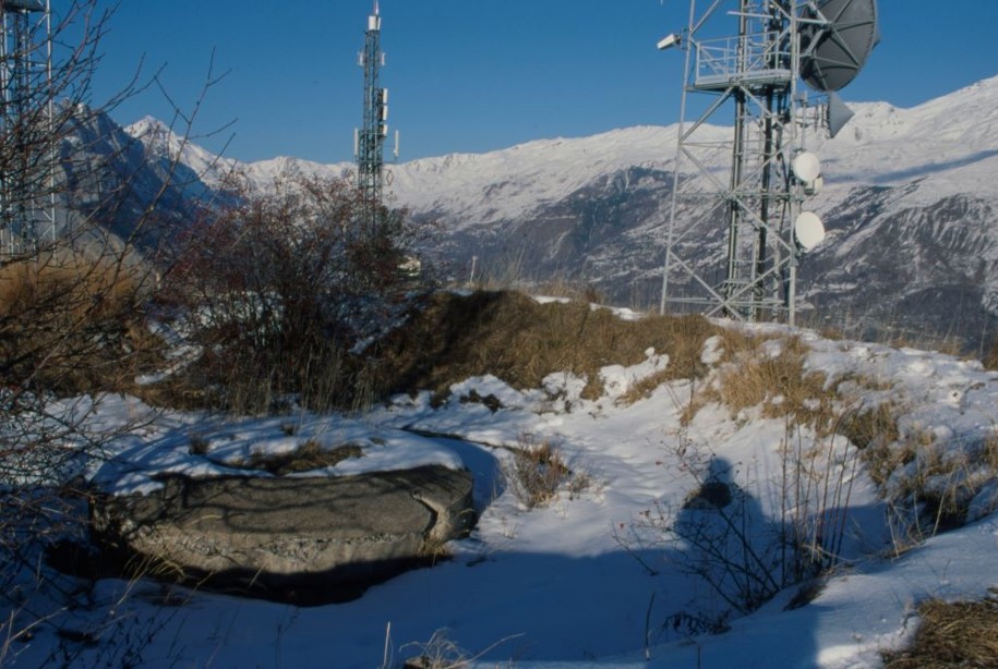 Le site du fort accueil plusieurs antenne d'opérateurs de téléphonie et de télécommunication, renouant avec son initial, du temps du Télégraphe Chappe.