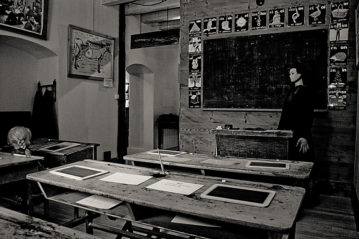 salle-de-classe-certificat-etude