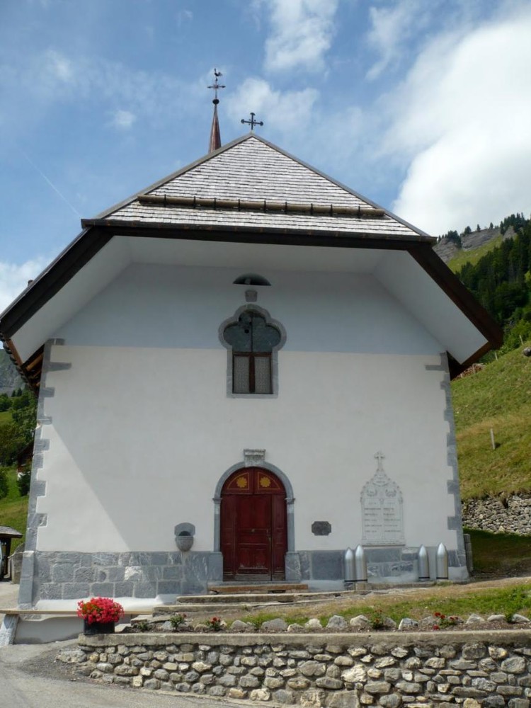 Façade église Chaucisse