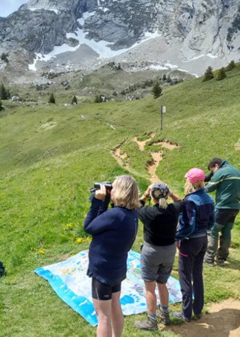 Les techniciens sortent de leur Réserve… des Bauges ! - parcours famille_École