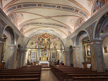 Intérieur de l'église baroque d'Aussois